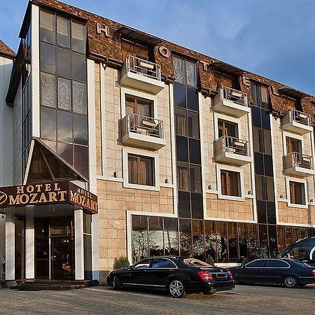 Mozart Hotel คราสโนดาร์ ภายนอก รูปภาพ